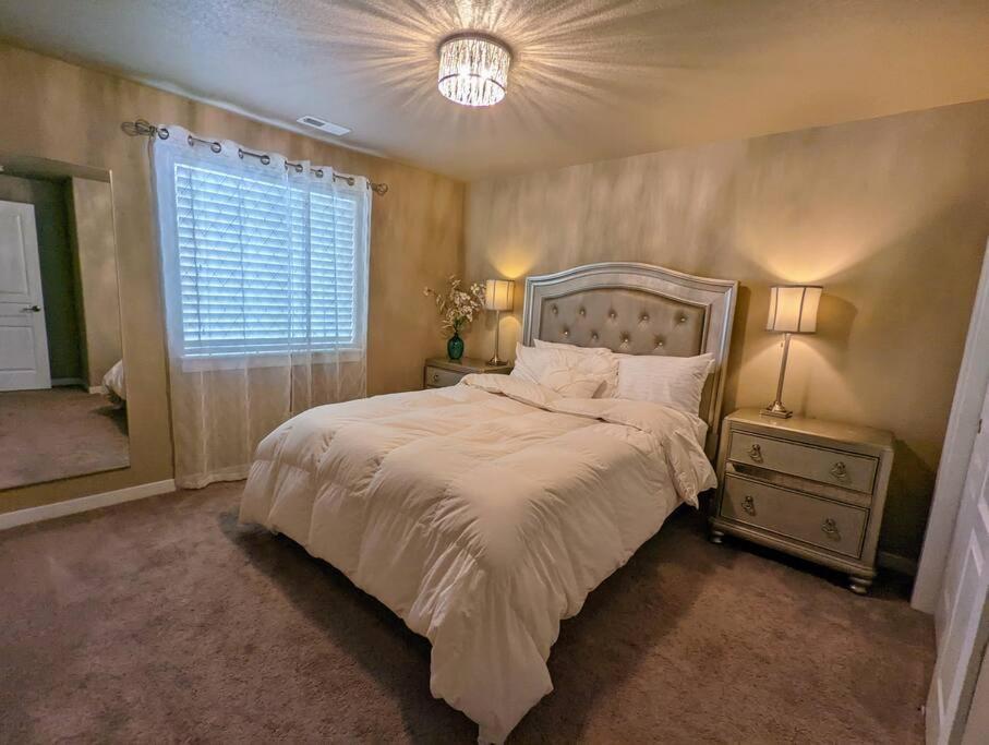 Spacious 3-Bedroom Home With Outdoor Space Eugene Exterior photo