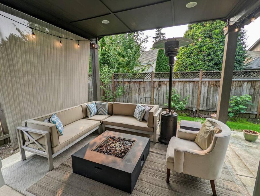 Spacious 3-Bedroom Home With Outdoor Space Eugene Exterior photo
